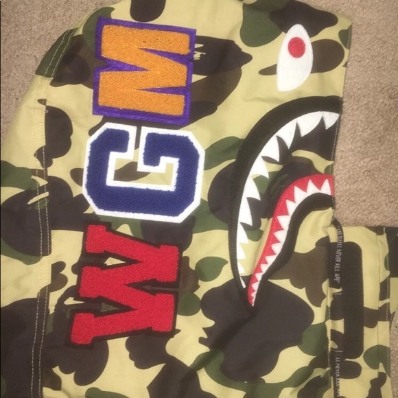BAPE shark snowboarding jacket - Picture 3 of 8